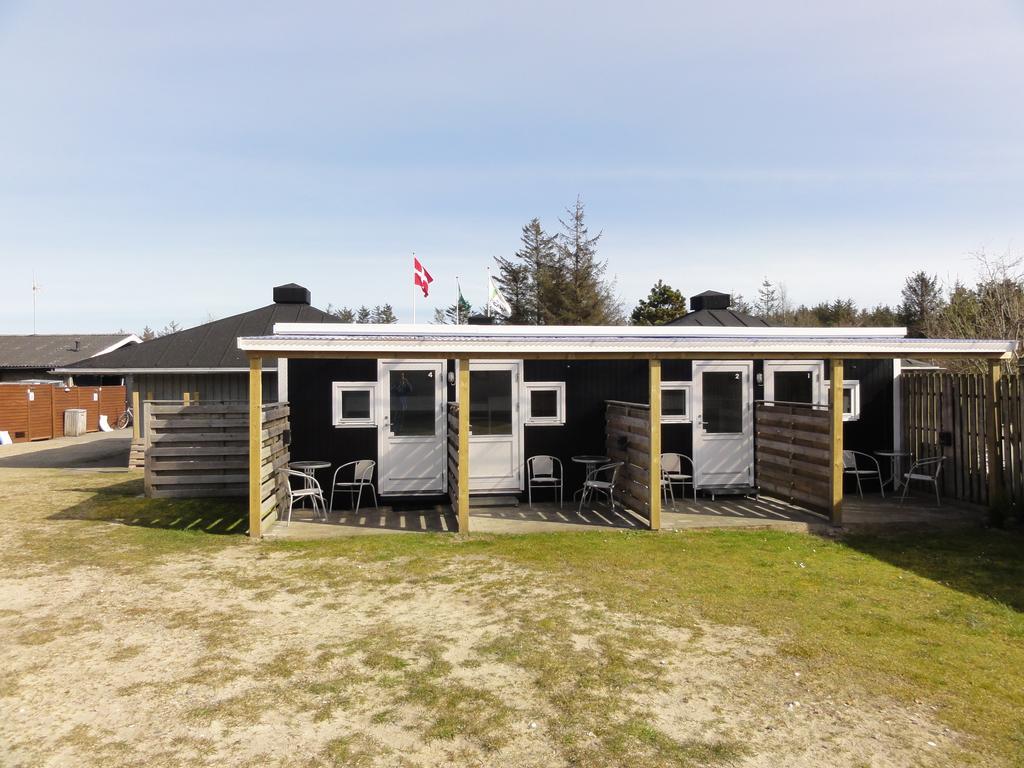 Tornby Strand Camping Rooms Hirtshals Bilik gambar